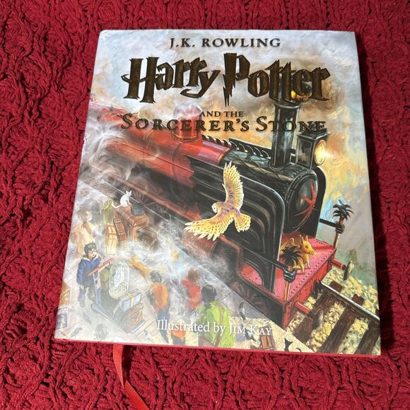 Harry Potter Illustrated Hardcovers Set 4 -Books 1-3 + Fantastic Beasts - Picture 2 of 15
